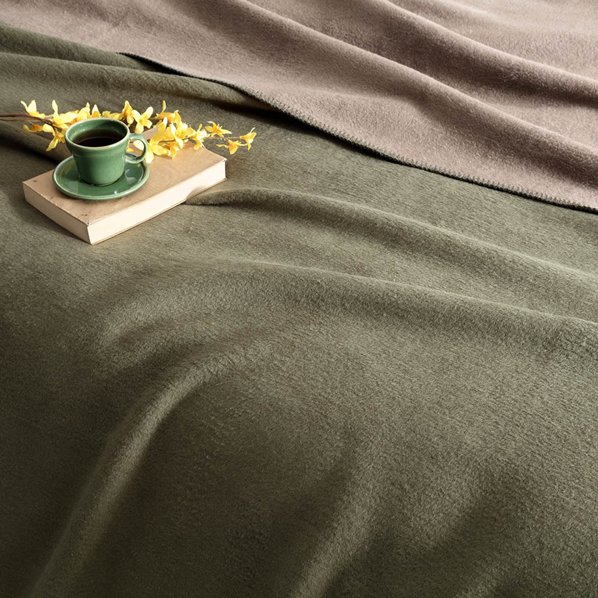 resm Linens Gloria Tek Kişilik Battaniye Yeşil