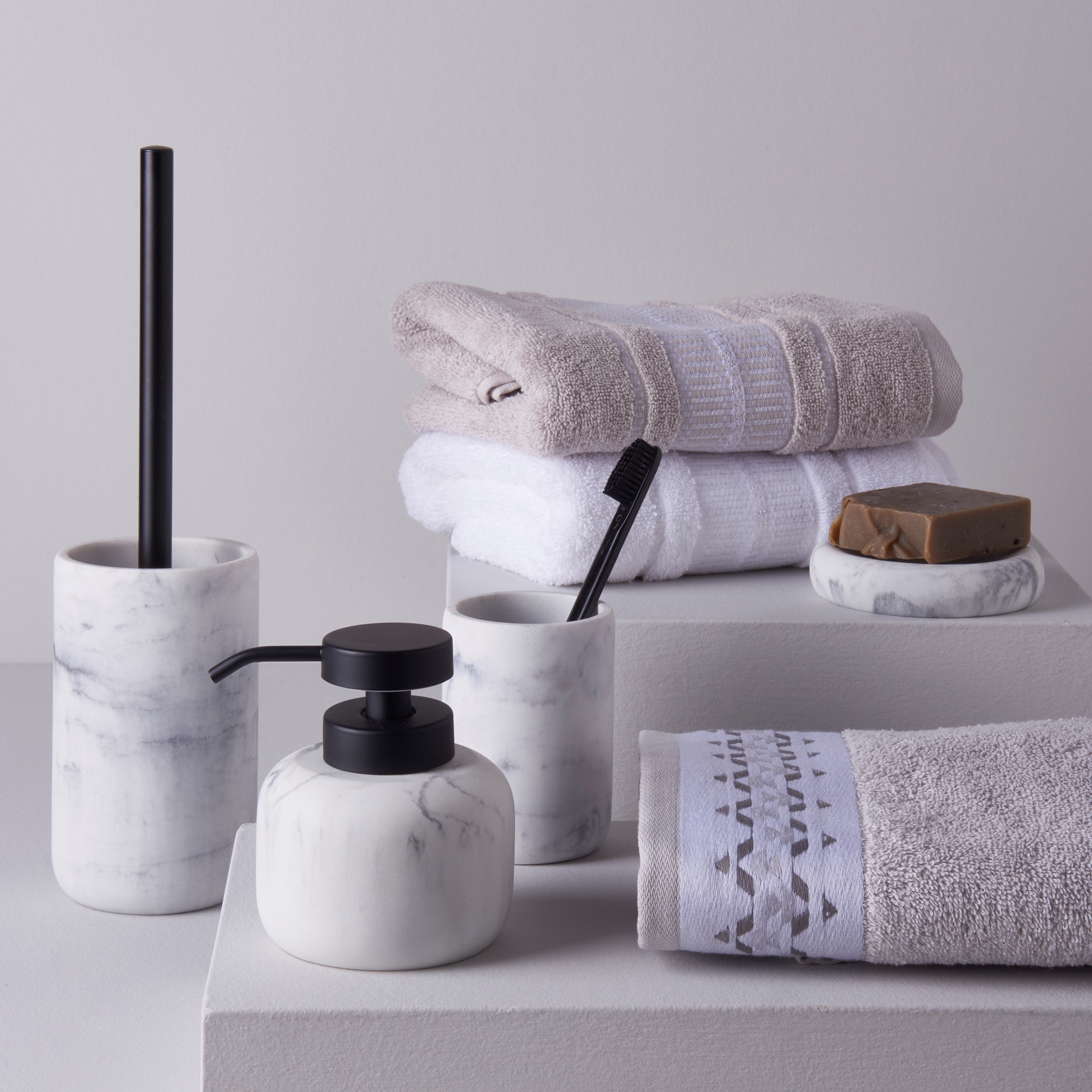 resm Linens Bowie Diş Fırçalık 7,2X10 cm