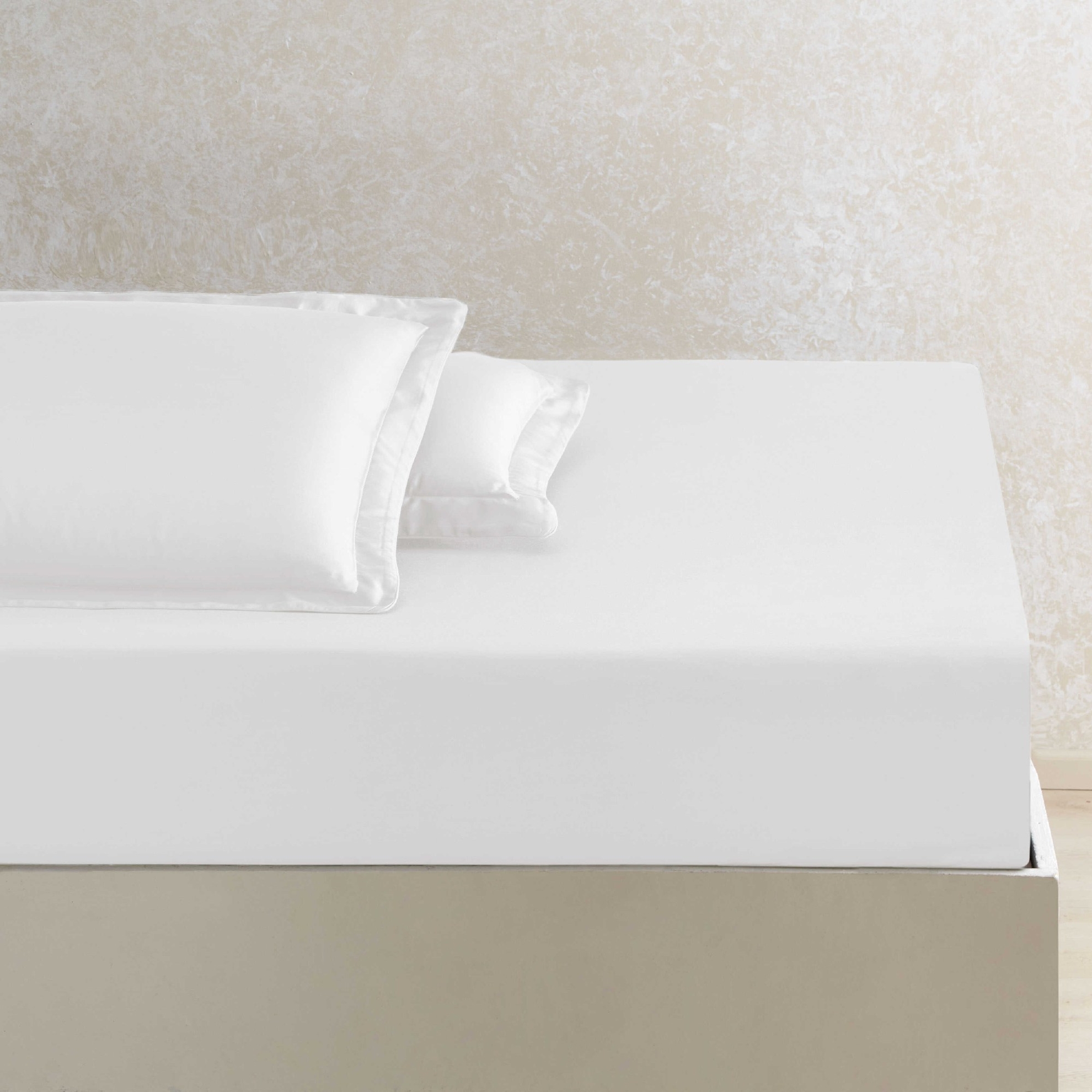 resm Linens X TENCEL™ Lyocell King Çarşaf Beyaz