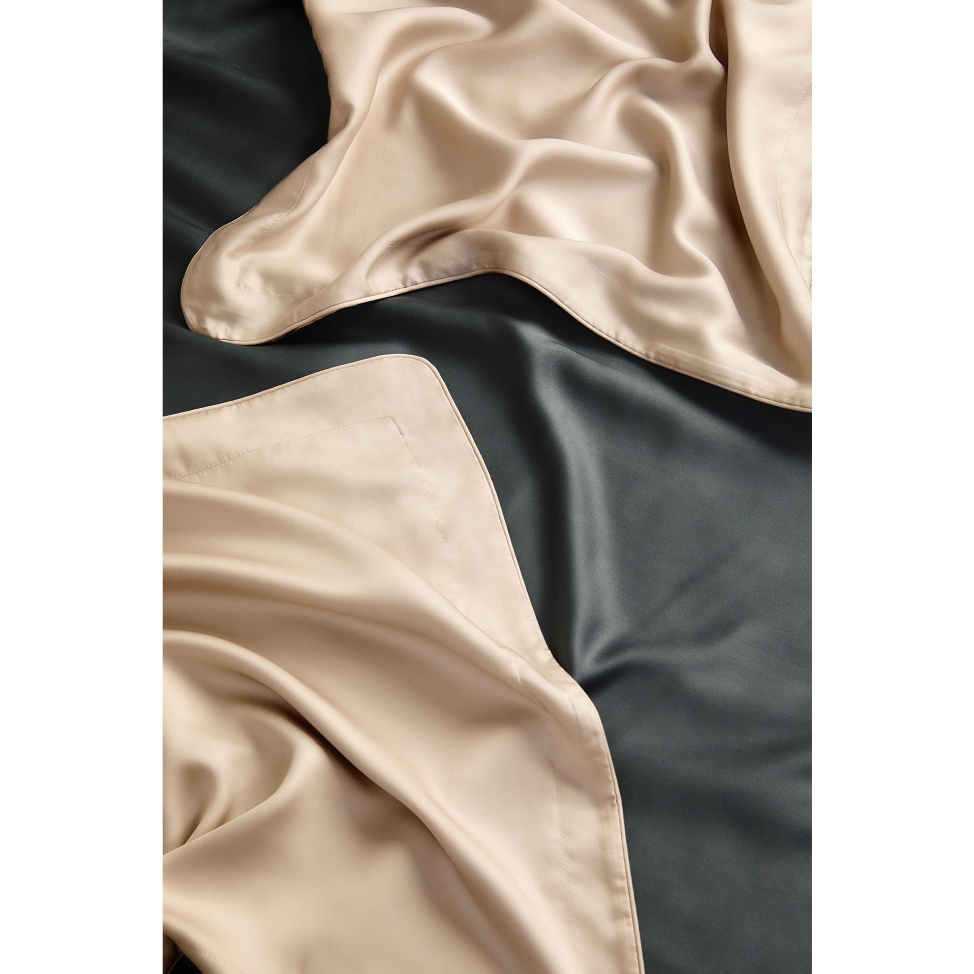 resm Linens X TENCEL™ Lyocell King Çarşaf Antrasit