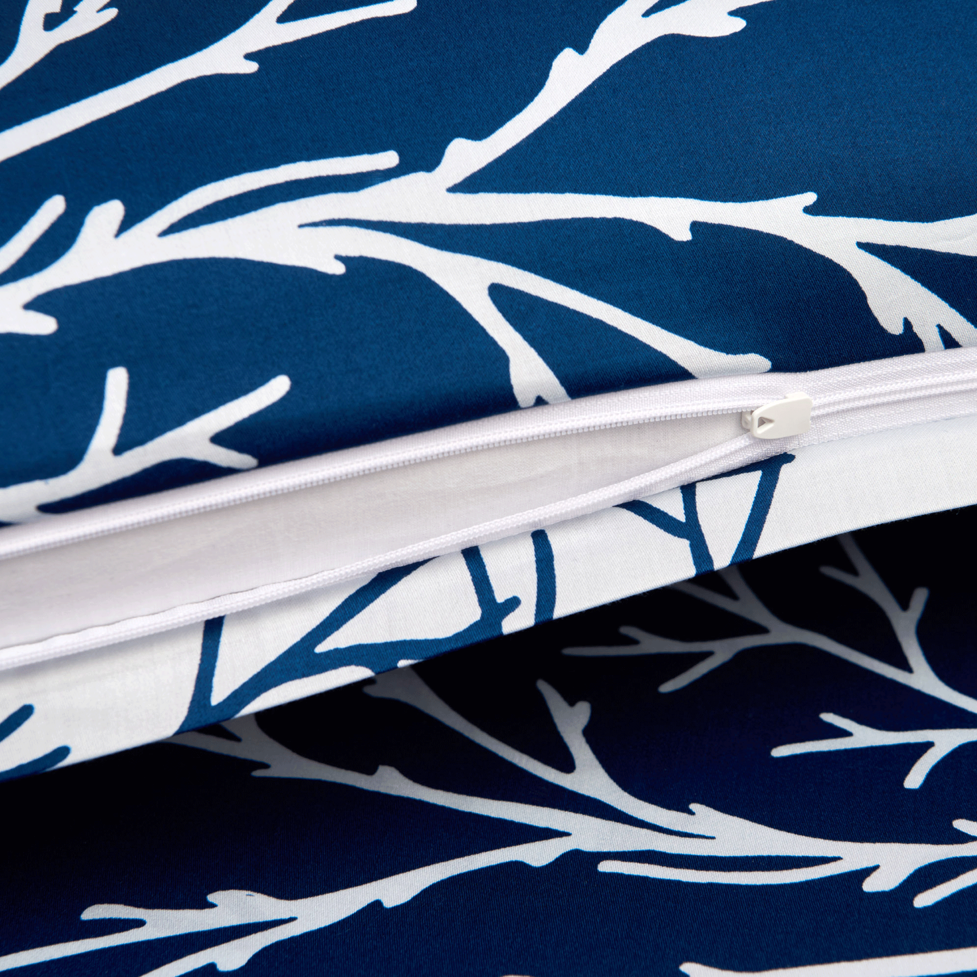 resm Brielle Queen Size Saten Nevresim Seti Lacivert