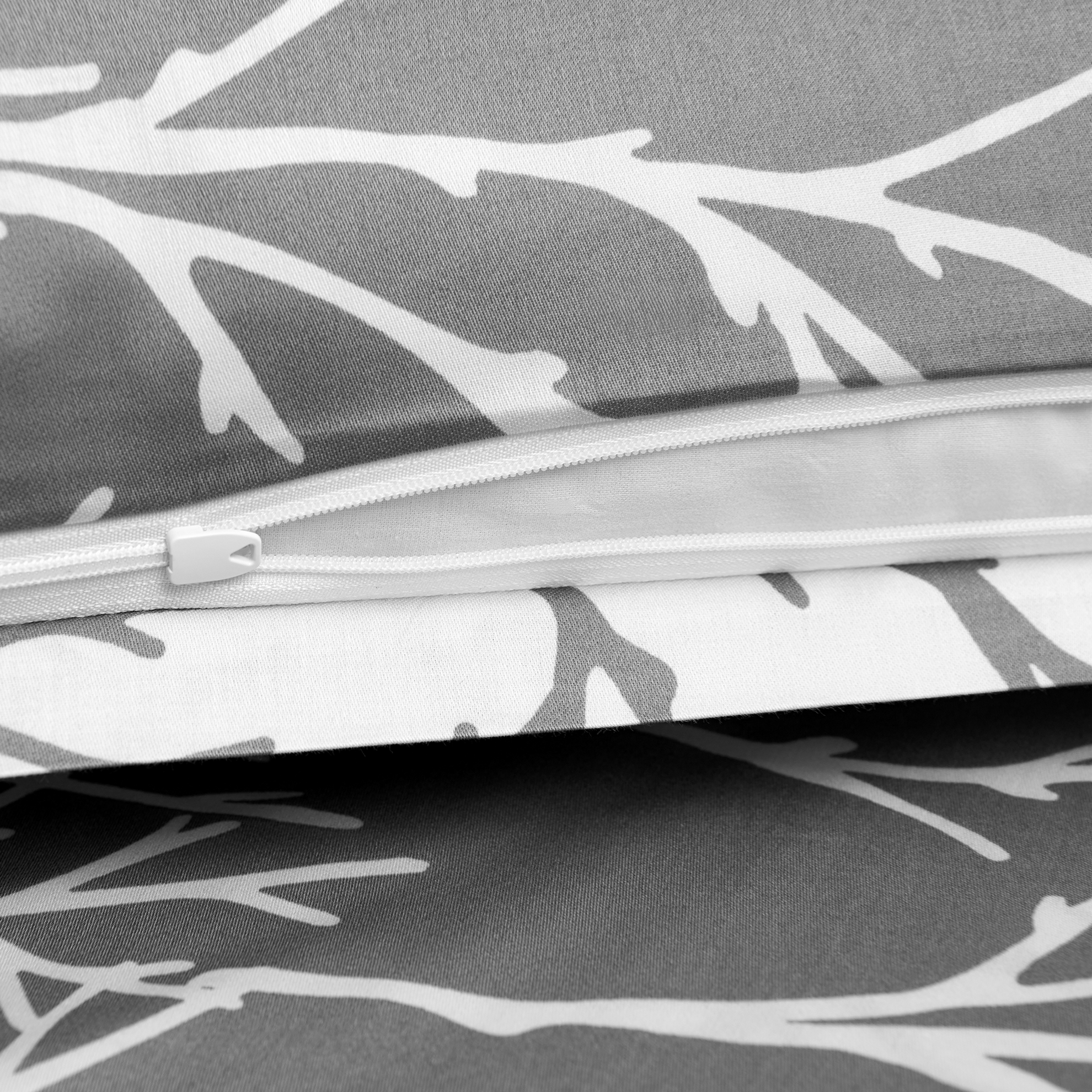 resm Brielle Queen Size Saten Nevresim Seti Gri