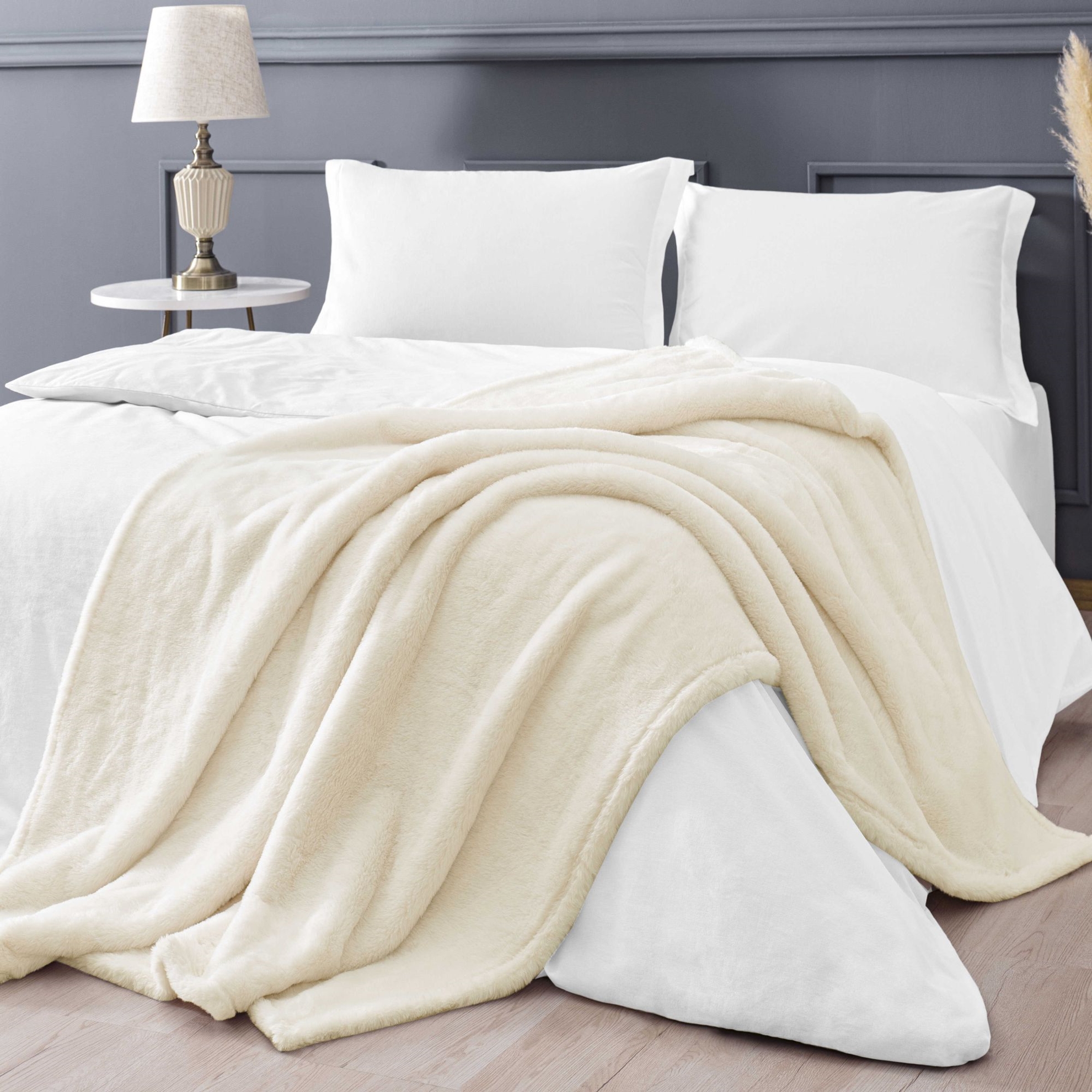 resm Linens Mathie Throw / TV Battaniyesi Ekru