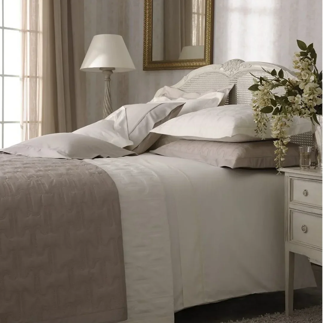 resm Valeron Luna Pamuk Saten Standart Yastık Kılıfı Vizon