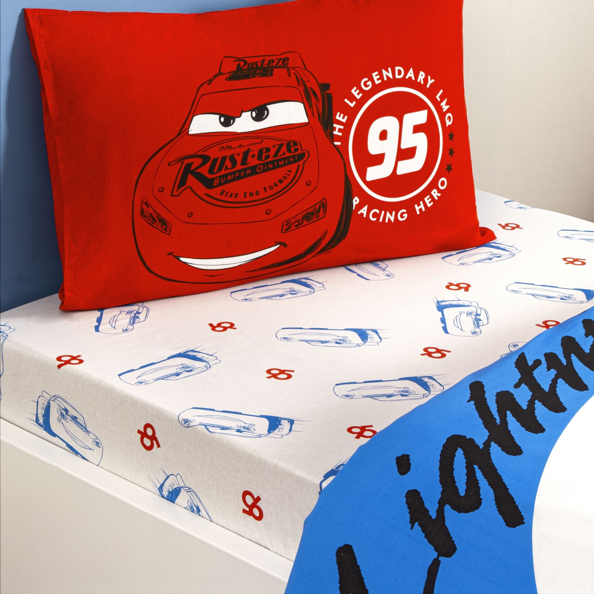 resm Taç Lisanslı Disney Cars Mcqueen Tek Kişilik Pamuk Nevresim Takımı