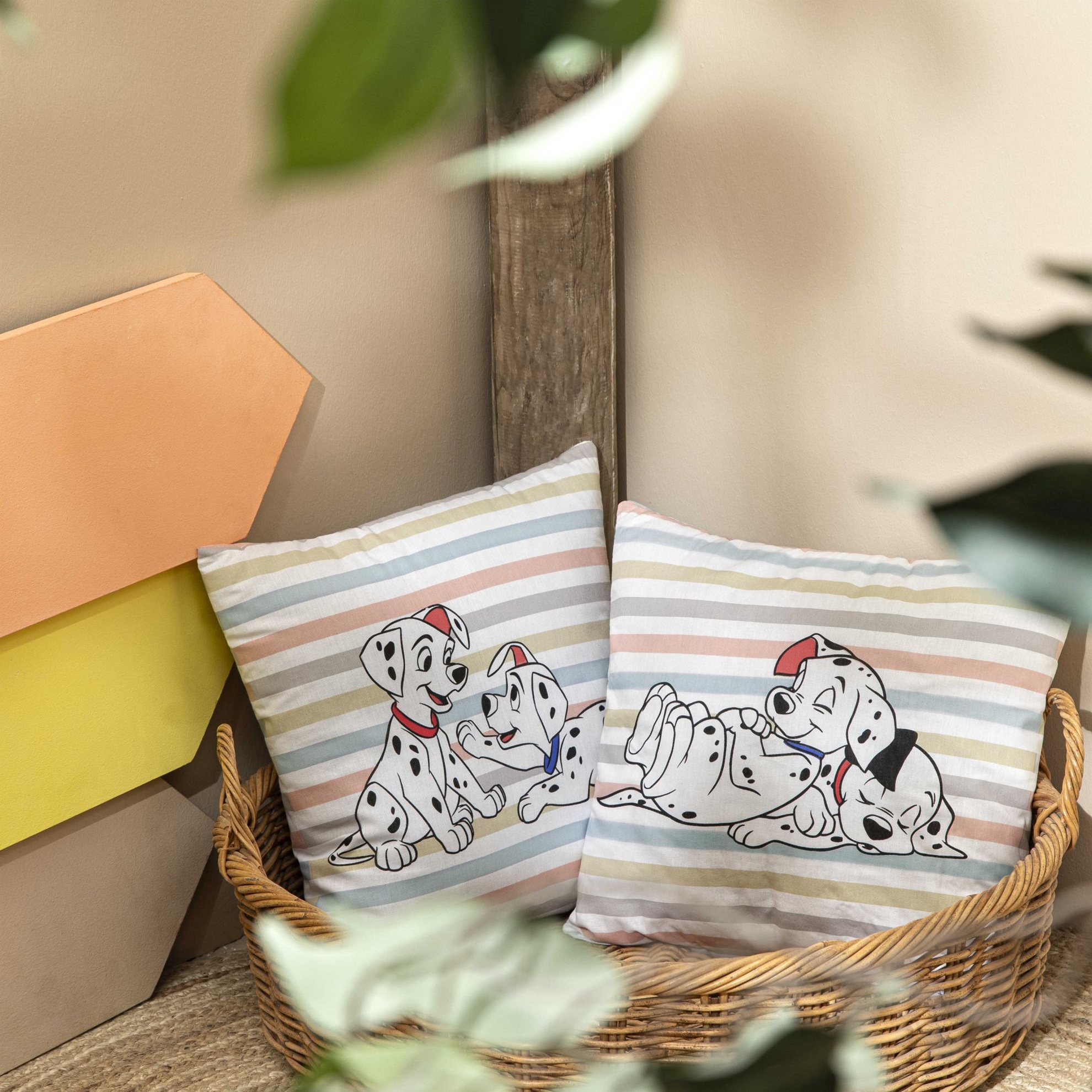 resm Disney 101 Dalmaçyalı Baby Pamuk Lisanslı Kırlent