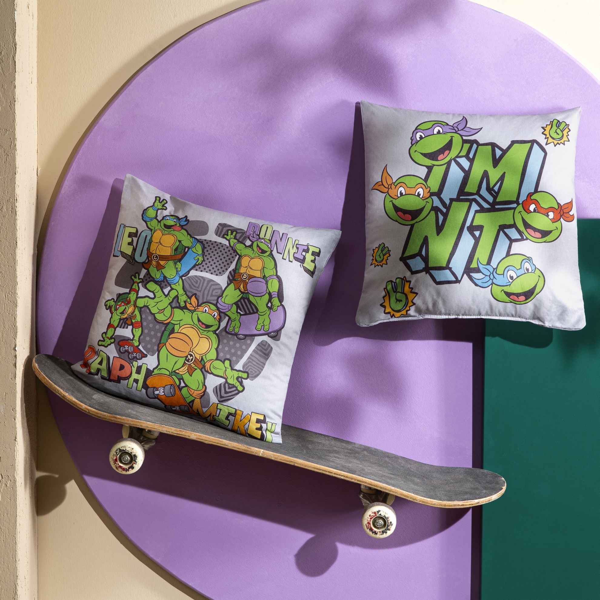 resm Lisanslı Ninja Gray Pamuk 40x40 Kırlent