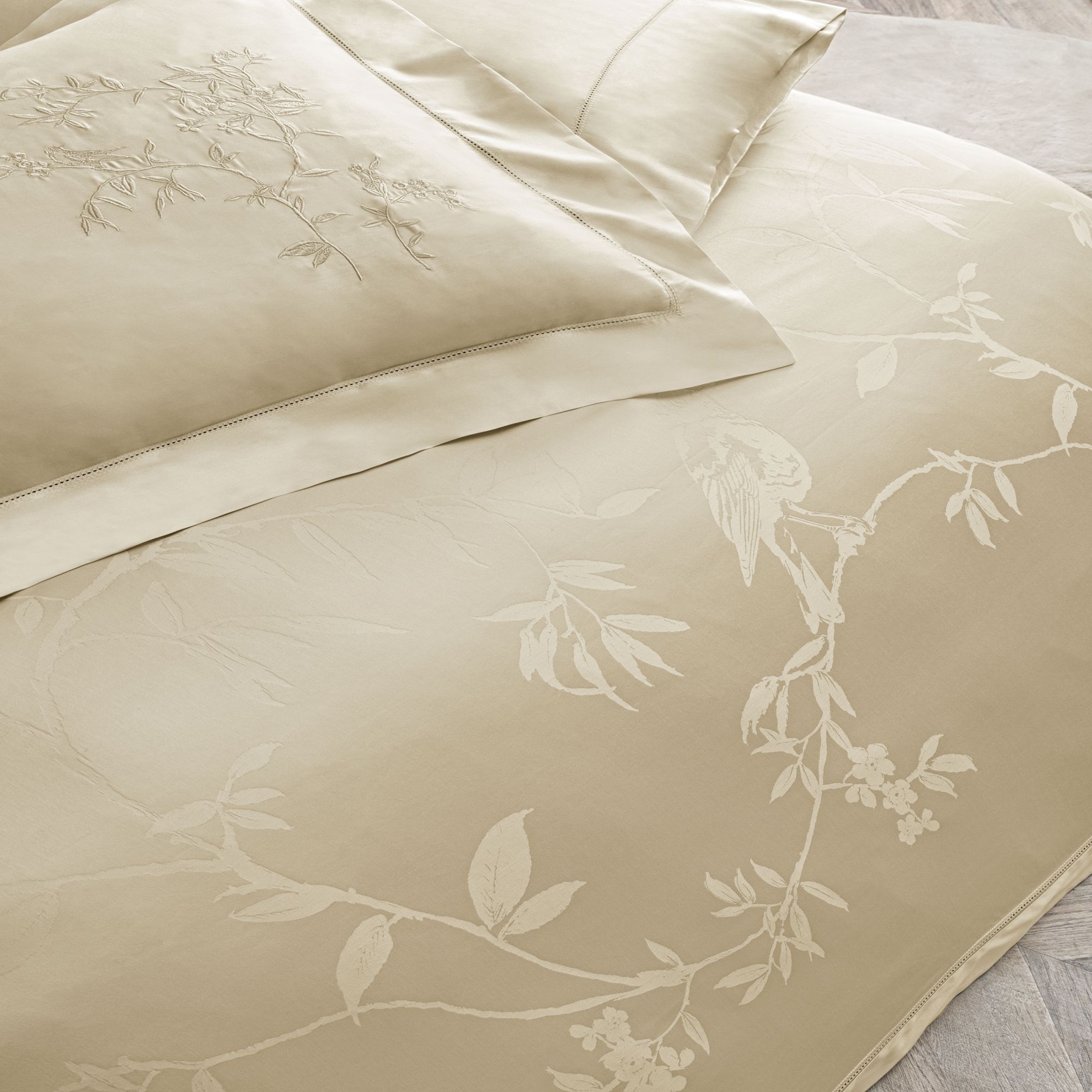 resm Valeron Clarins Jakar Super King Nevresim Takımı Bej