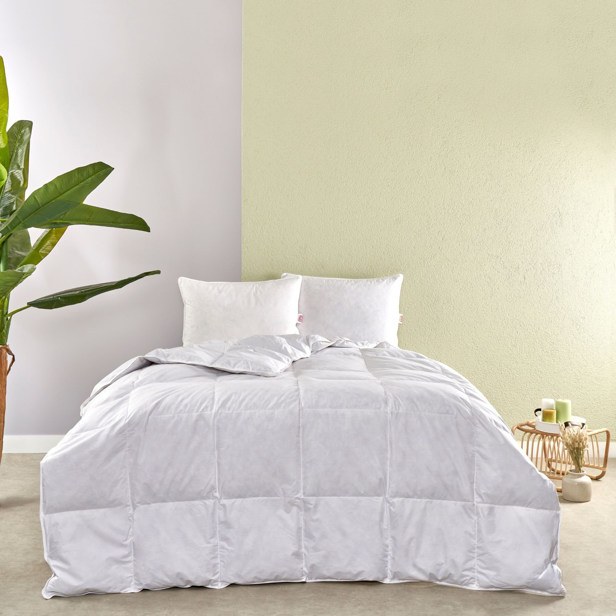 resm Brielle Kaz Tüyü 195x215 cm Çift Kişilik Yorgan Beyaz