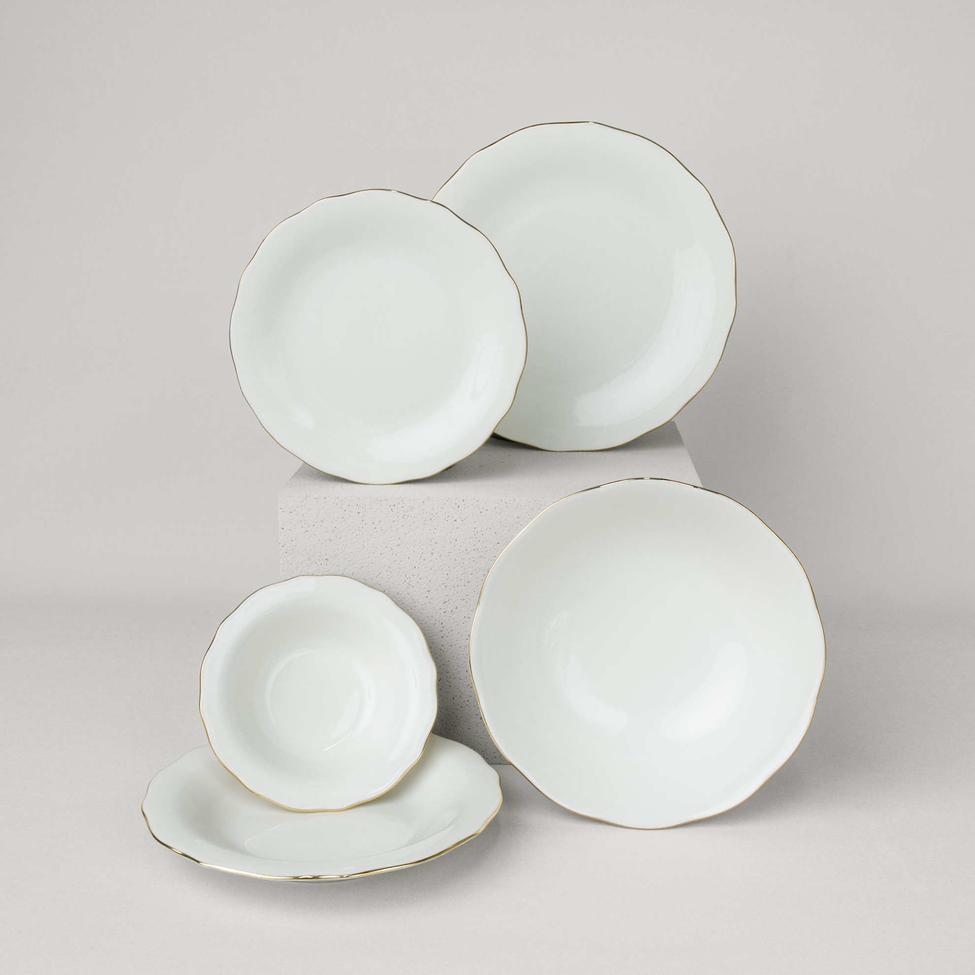 resm Linens Elegant Porselen Servis Tabağı 27 cm Gold