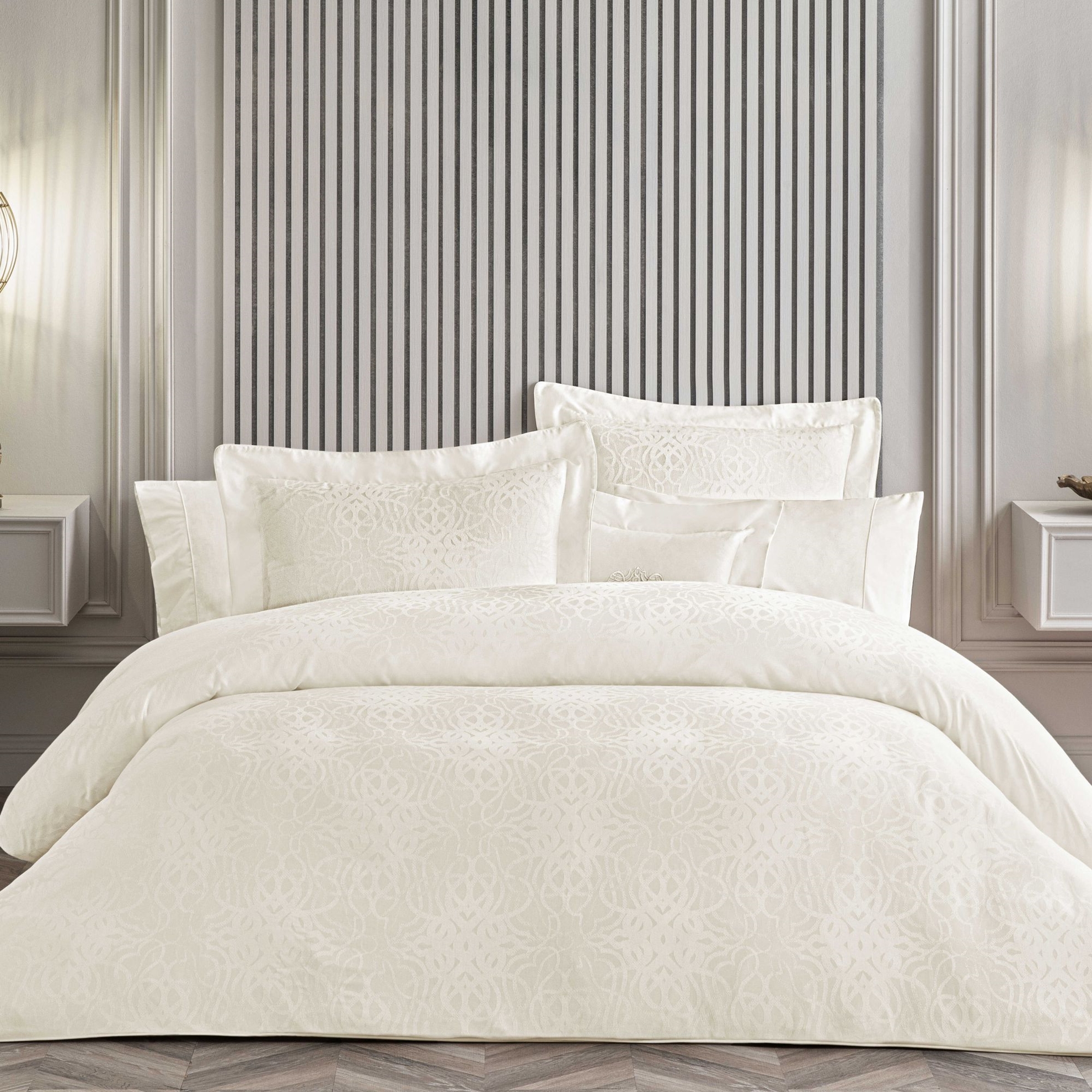 resm Valeron Valois Jakar Çift Kişilik Nevresim Takımı Ekru