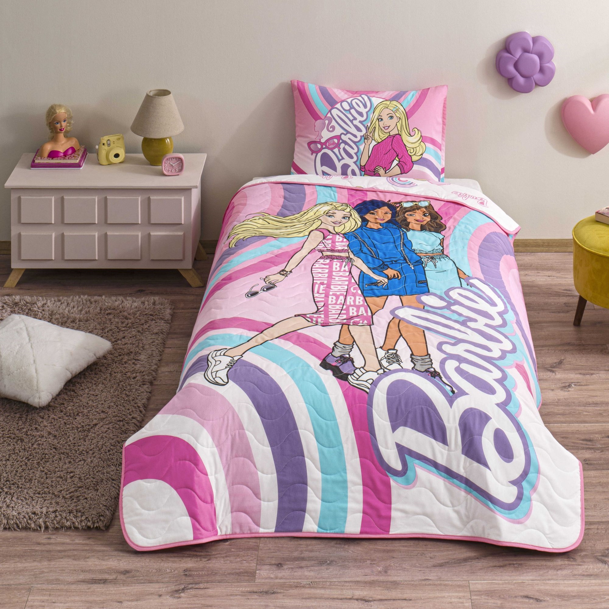 resm Lisanslı Barbie Imagine Tek Kişilik Yatak Örtüsü Seti