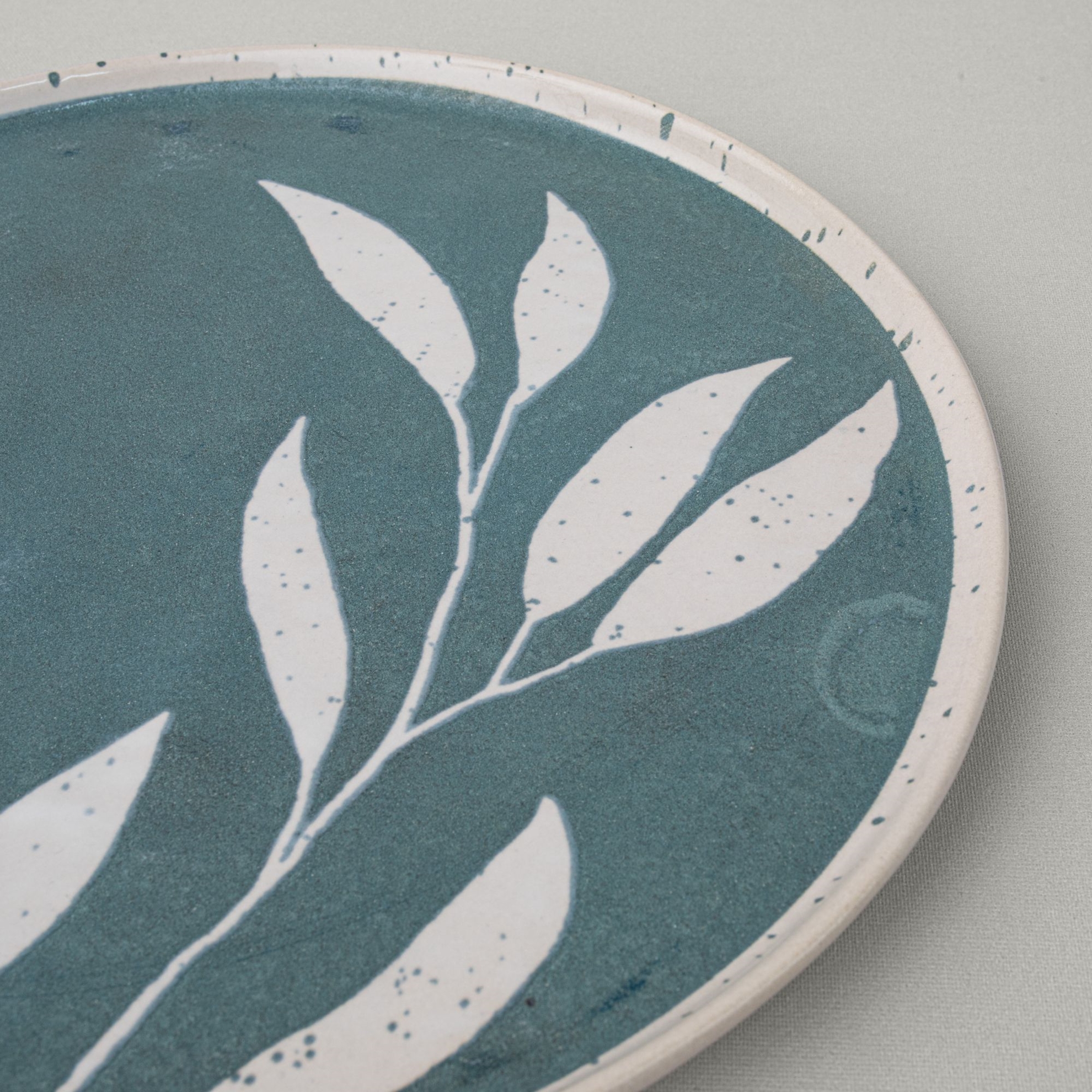 resm Linens Daphne Seramik 28 cm Servis Tabağı Yeşil