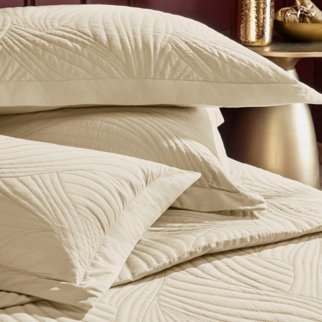 resm Valeron Bellis Çift Kişilik Yatak Örtüsü Seti Bej