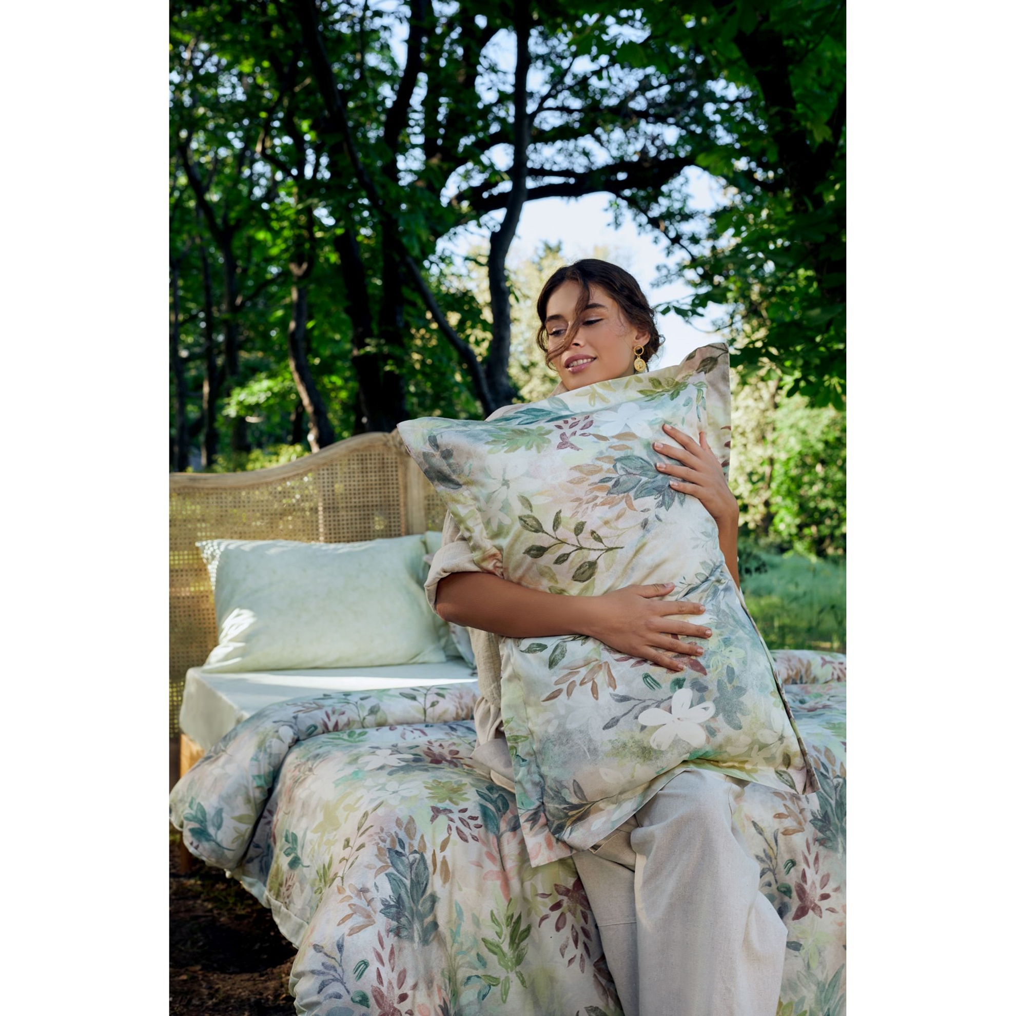 resm Linens Wisteria Pamuk Saten King Nevresim Takımı Yeşil