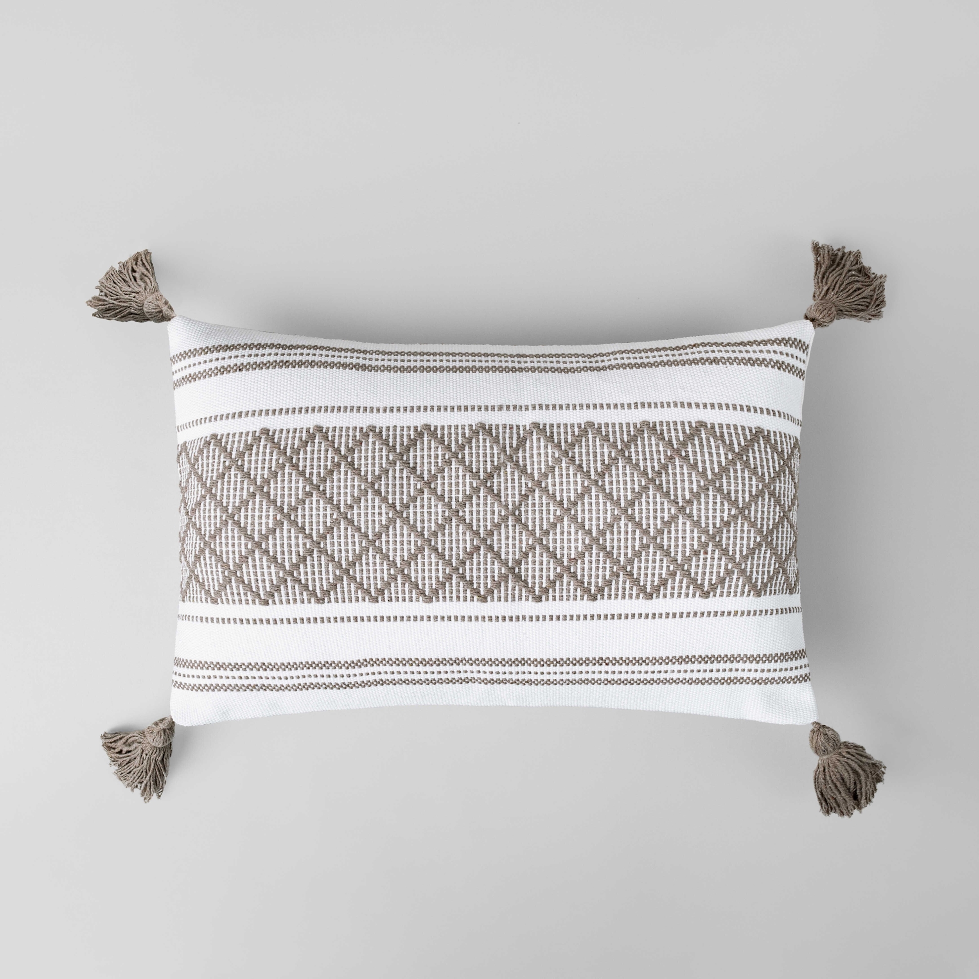 resm Linens Keinza 30x50 cm Kırlent Kılıfı Vizon