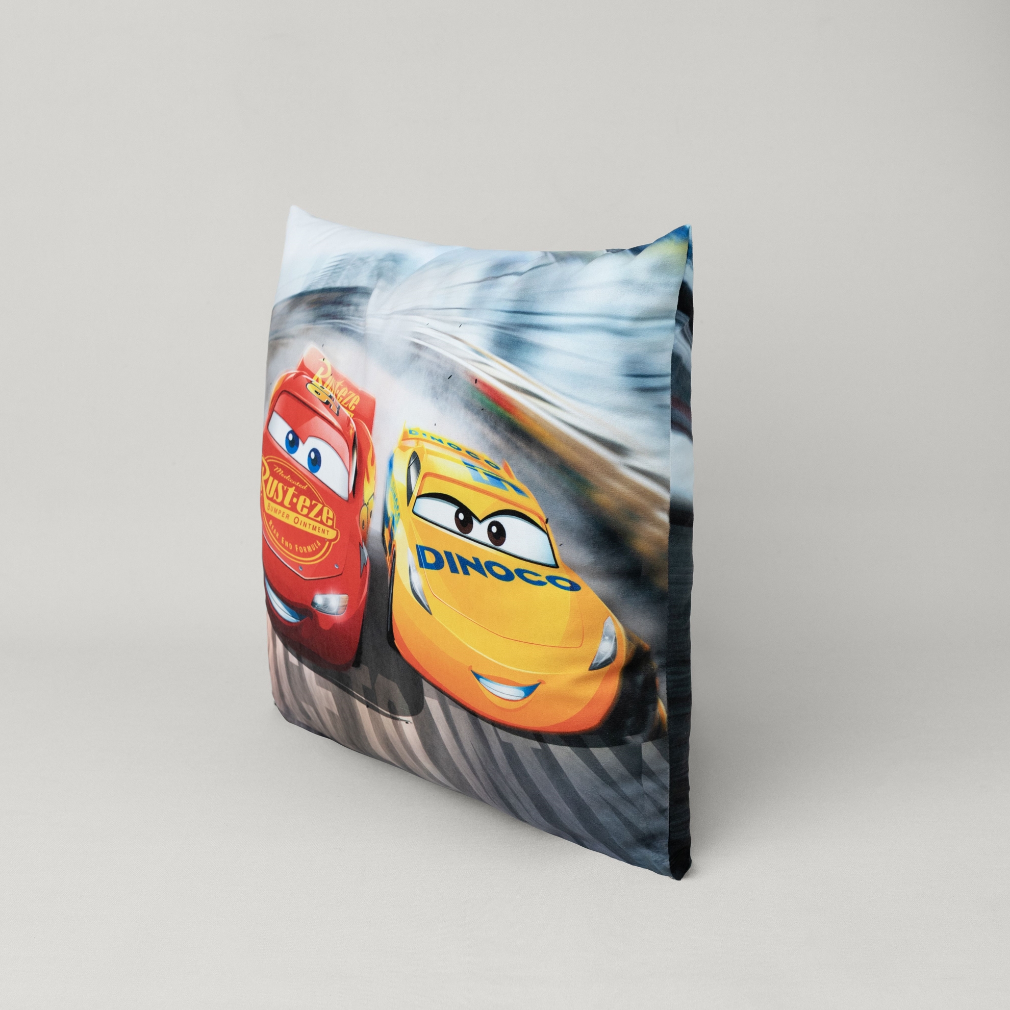 resm Lisanslı Disney Cars Team 40x40 cm Kılent