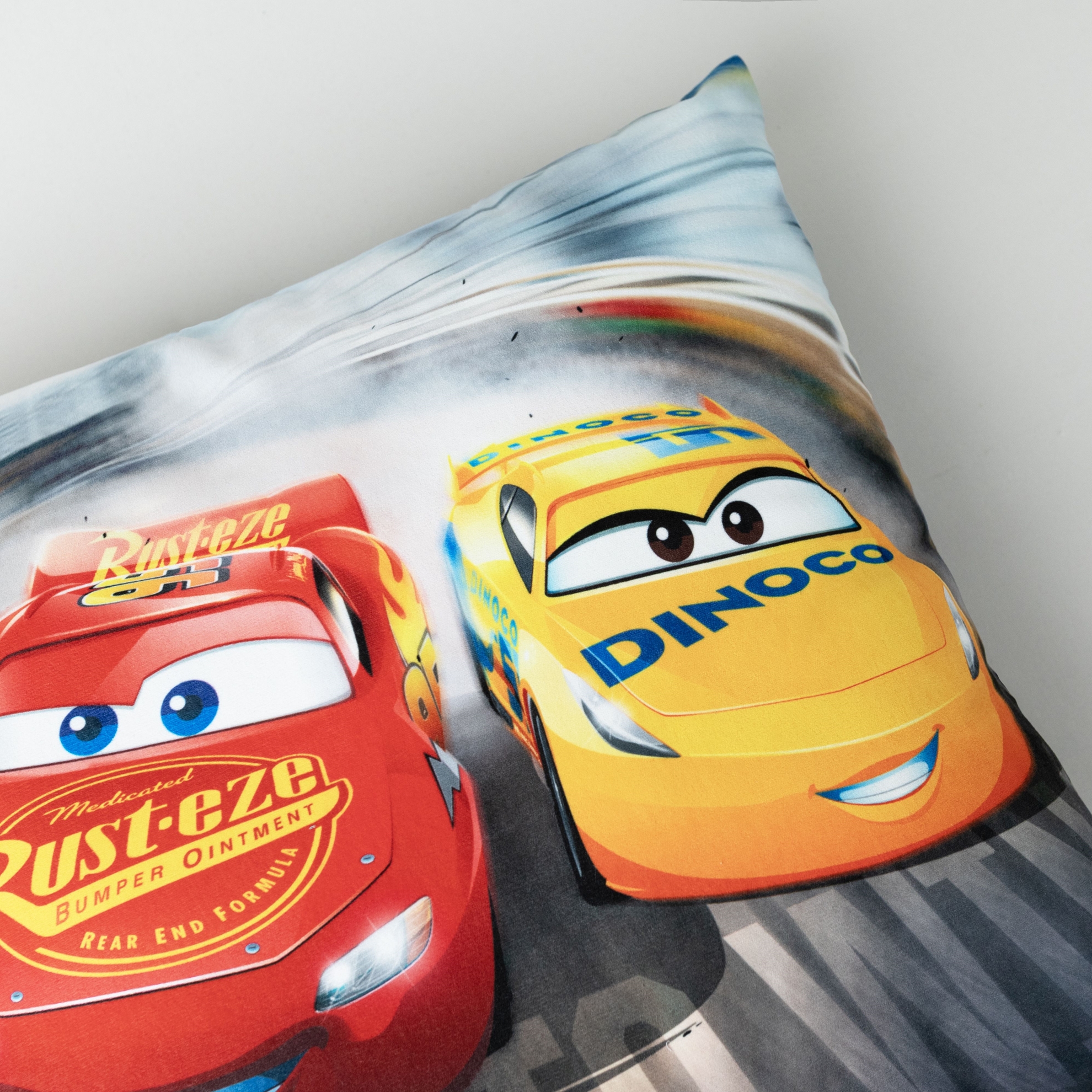 resm Lisanslı Disney Cars Team 40x40 cm Kılent