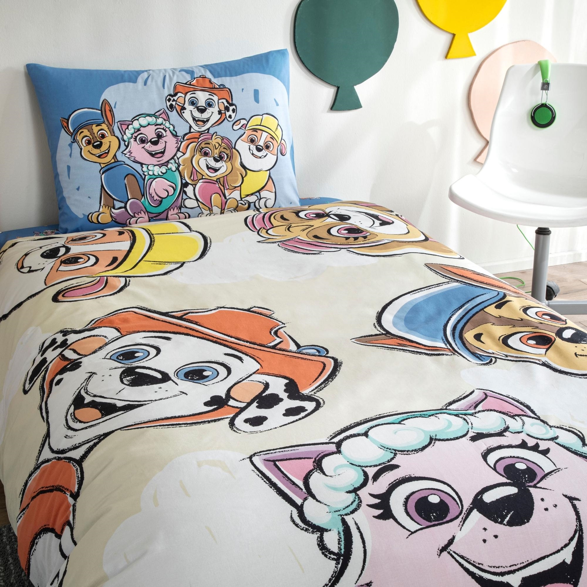 resm Taç Lisanslı Paw Patrol Cloud Tek Kişilik Pamuk Nevresim Takımı