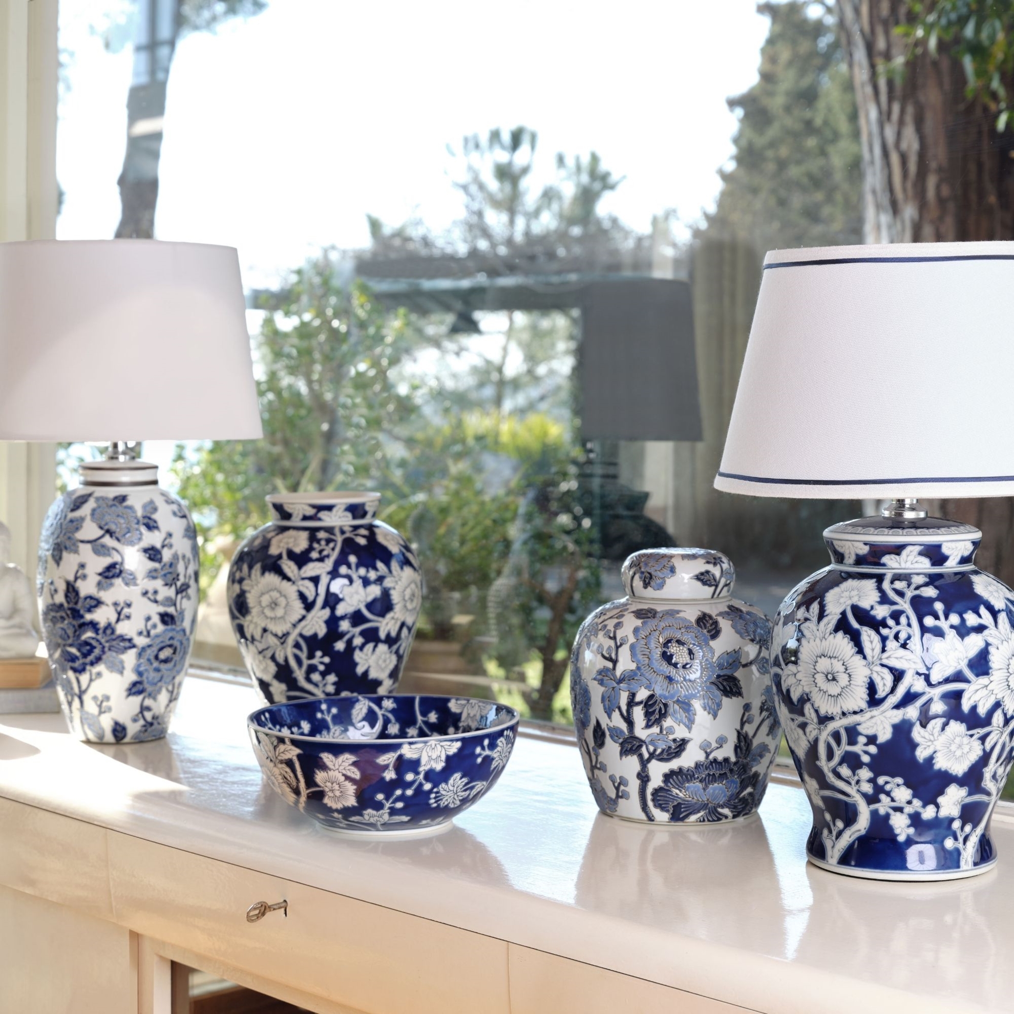 resm Linens Cathy Porselen 33x33x56 cm Abajur