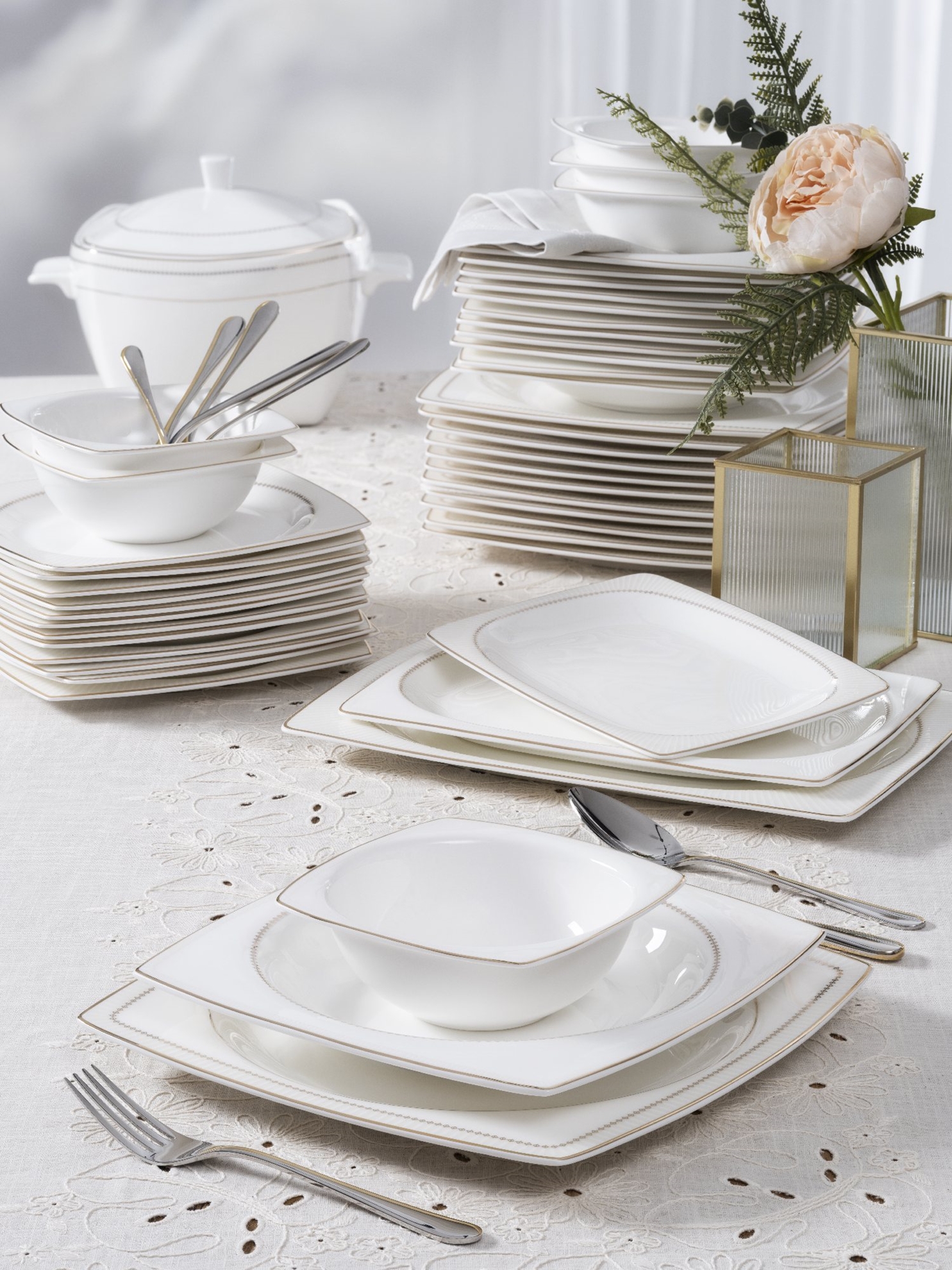 resm Pierre Cardin Armeda 60 Parça Yemek Takımı