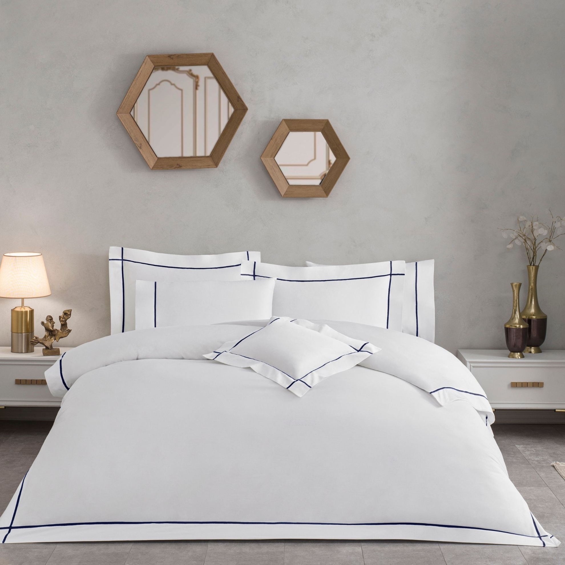 resm Valeron Mono Saten King Nevresim Takımı Lacivert