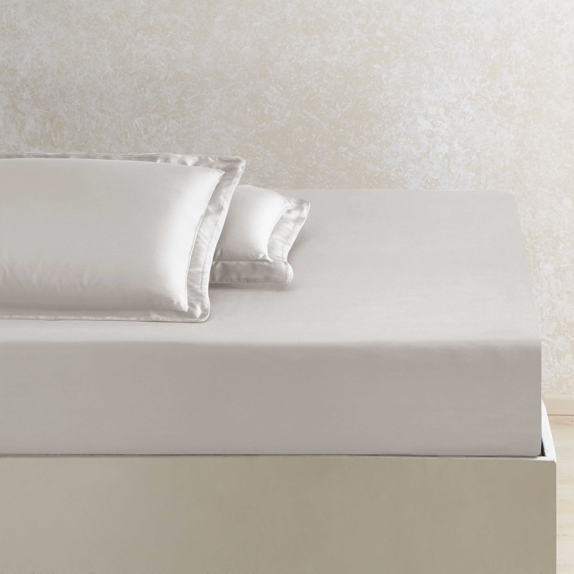 resm Linens X TENCEL™ Lyocell Çift Kişilik Lastikli Çarşaf Bej