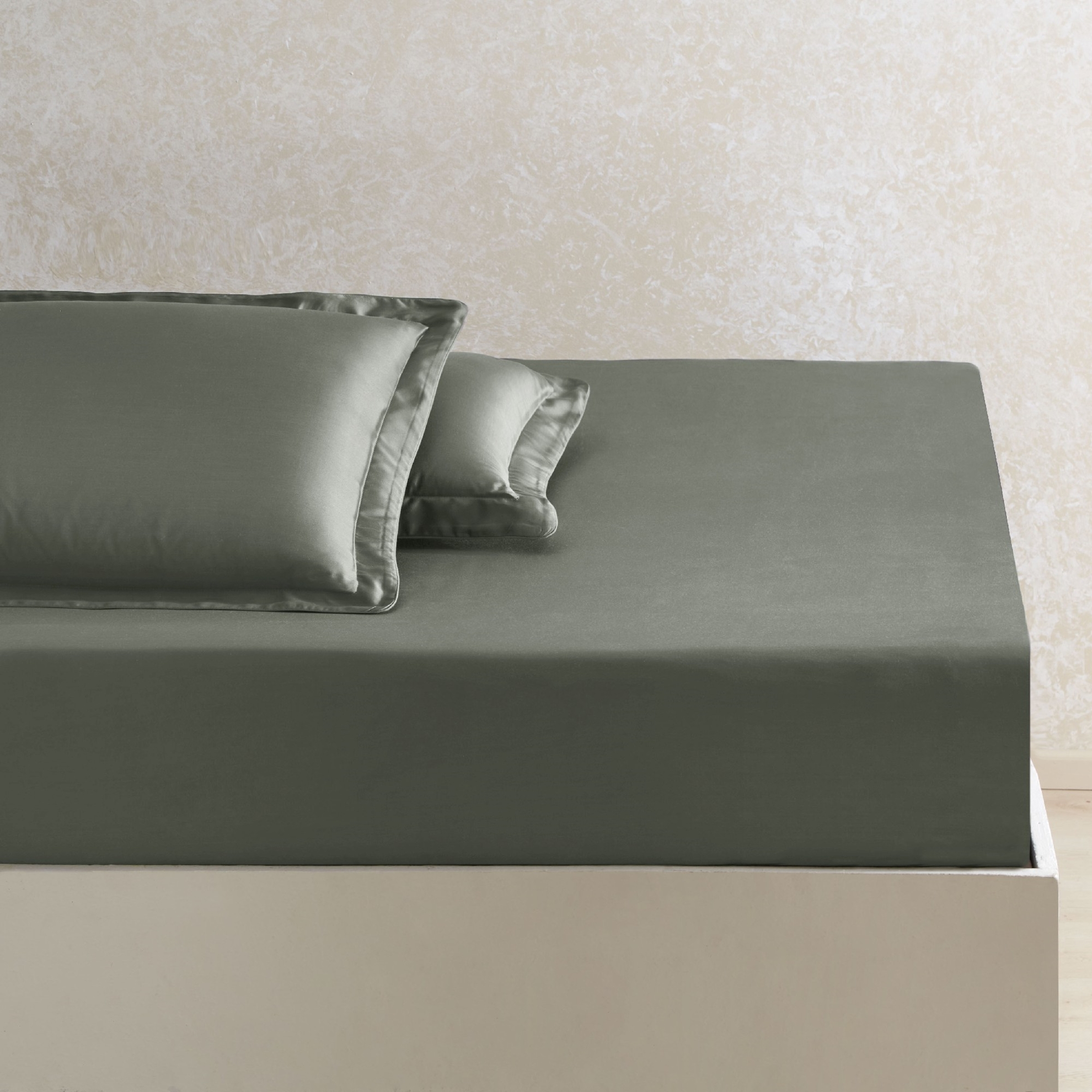 resm Linens X TENCEL™ Lyocell Süperking Lastikli Çarşaf Yeşil