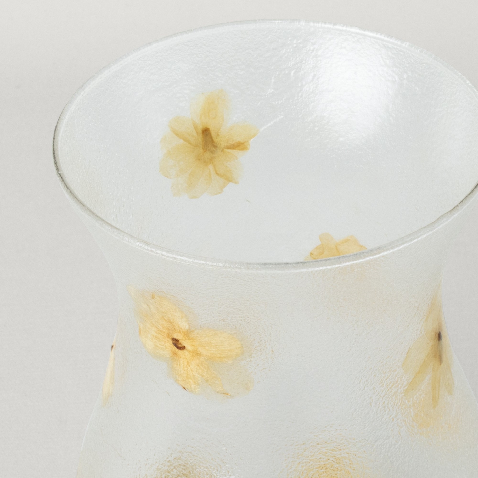 resm Linens Brise 12x12x20 cm Vazo Sarı