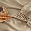 resm Linens Remedy Akrilik Throw / TV Battaniyesi Bej