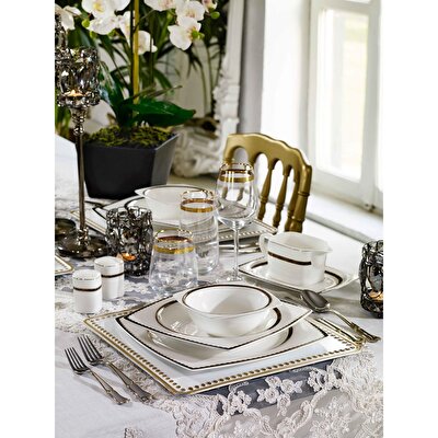 Linens Yemek Odasi