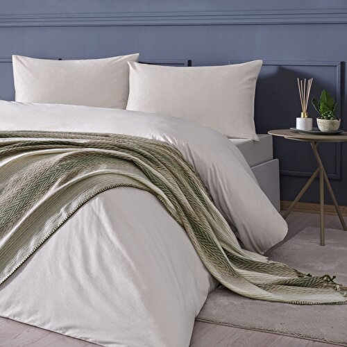 Resim Detayları Göster Linens Jovial Throw / TV Battaniyesi Yeşil