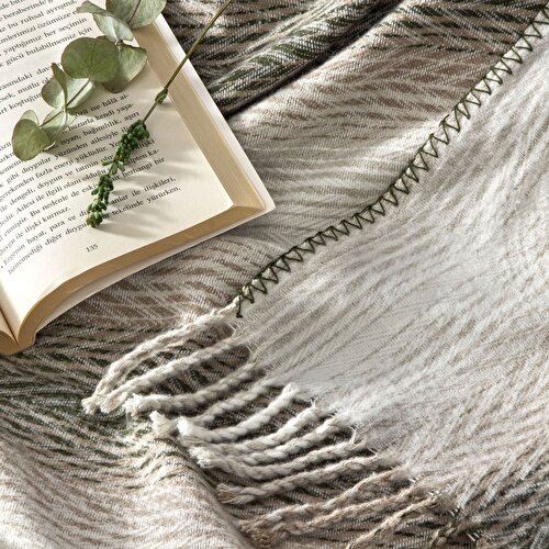 Resim Linens Jovial Throw Yeşil