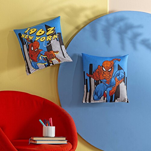 Resim Detayları Göster Disney Spiderman City Pamuk Lisanslı Kırlent