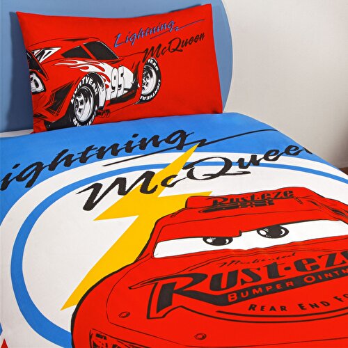 Resim Taç Lisanslı Disney Cars Mcqueen Tek Kişilik Pamuk Nevresim Takımı