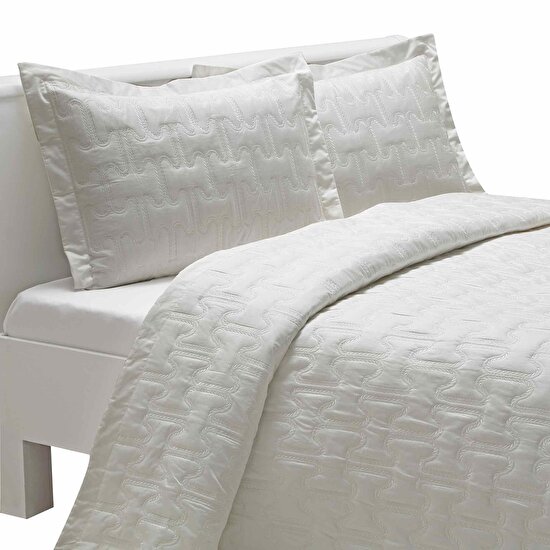 Linens Turkiye Deki Ev Tekstili Sektorunun Lider Markasi Linens Luna Fiyati