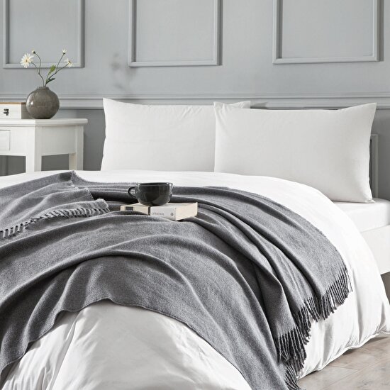 Linens Remedy Akrilik Throw / TV Battaniyesi Gri